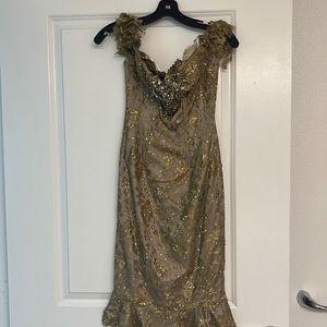 Mandalay dress size 4. Gold Lace with stones.